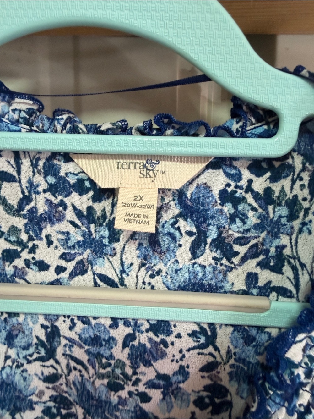 Terra & Sky Blue and White Floral Smocked Blouse - Picture 2 of 6